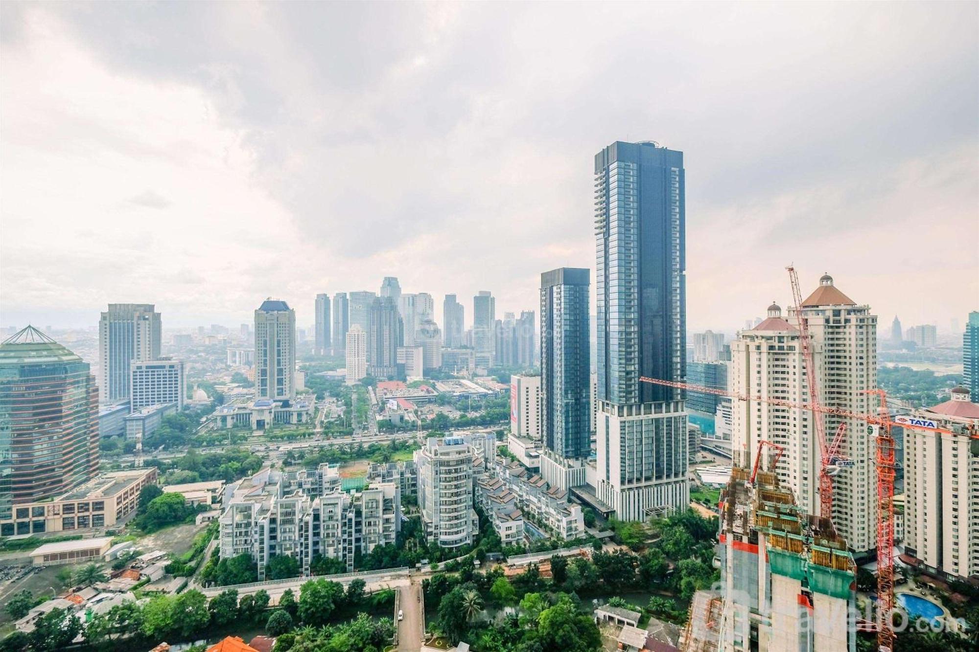 Apartemen At Ciputra World 2 By Travelio