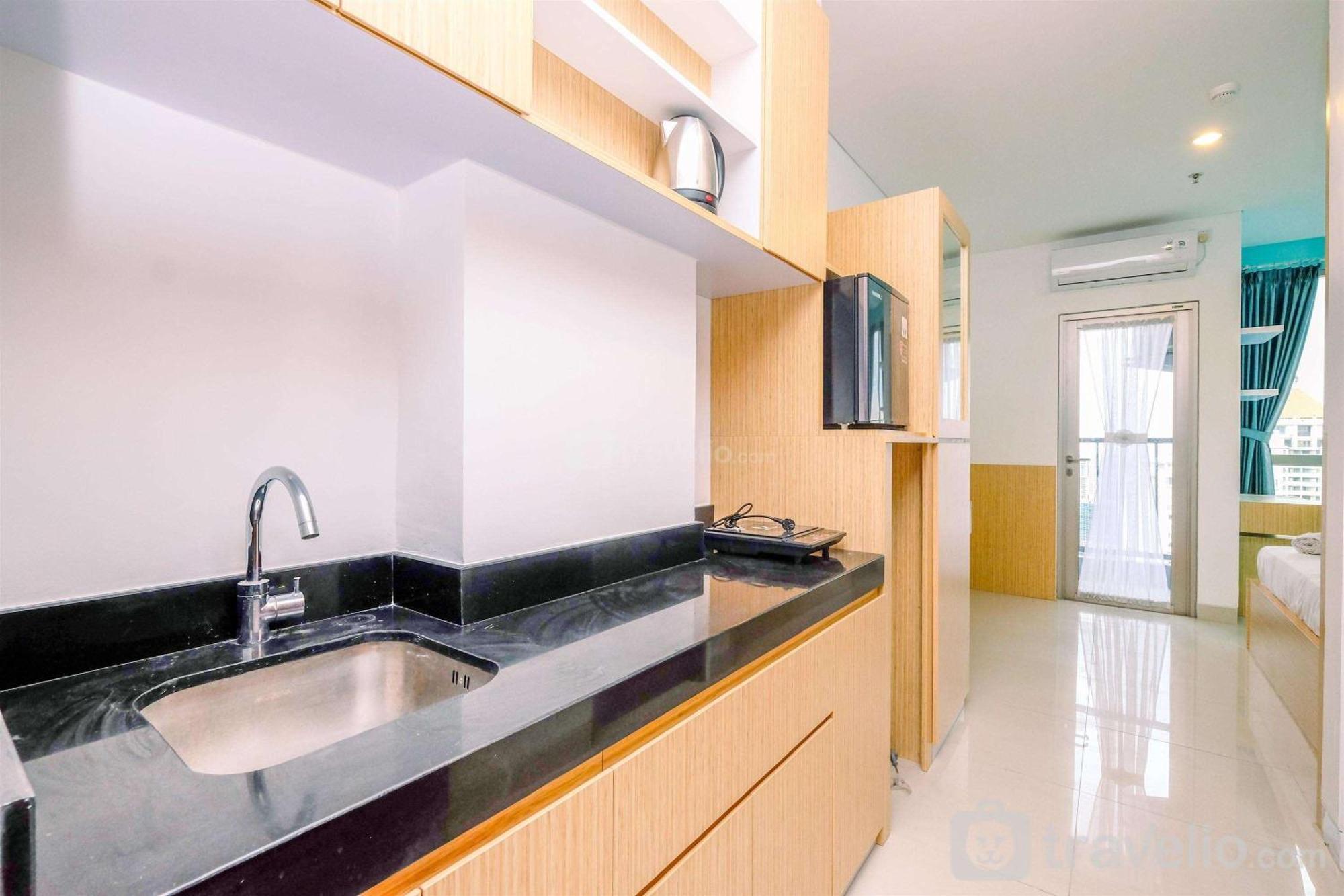 Apartemen At Ciputra World 2 By Travelio Jakarta